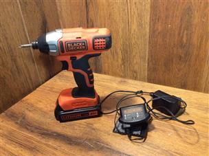 BLACK DECKER BDCI202